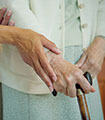 file/ELEMENTO_NEWSLETTER/17800/anziani_aiuto_caregiver_080318.jpg