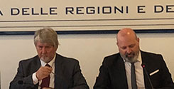 file/ELEMENTO_NEWSLETTER/18038/Bonaccini_Poletti_b_100518.jpg