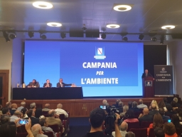 file/ELEMENTO_NEWSLETTER/20034/convegno_campania_per_l_ambiente18luglio2019.jpg