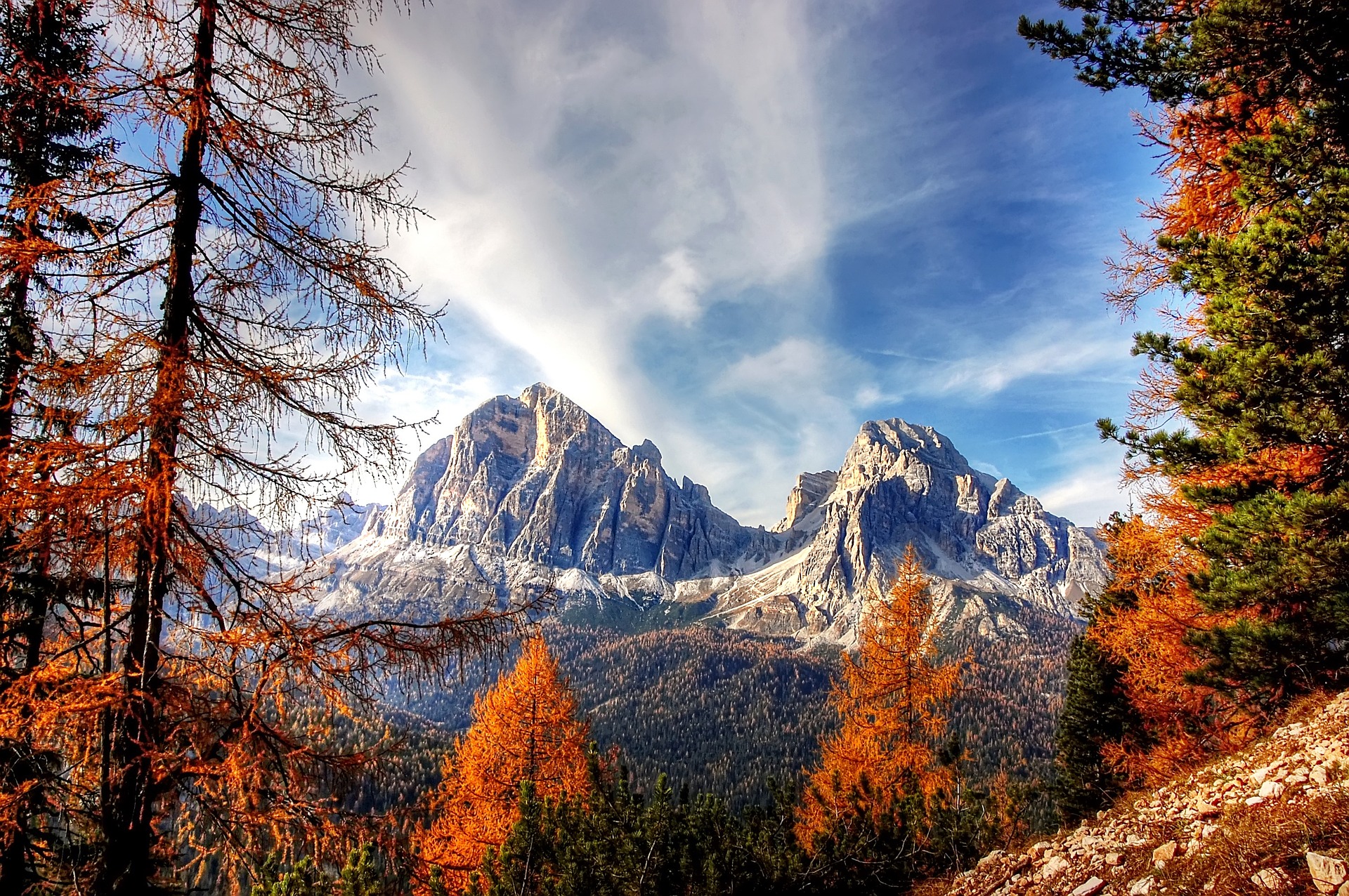 file/ELEMENTO_NEWSLETTER/20109/Montagna_dolomites-2897227_1920.jpg