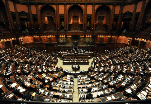 file/ELEMENTO_NEWSLETTER/20394/Camera_AULA_PANORAMICA_gif_w485_h.gif