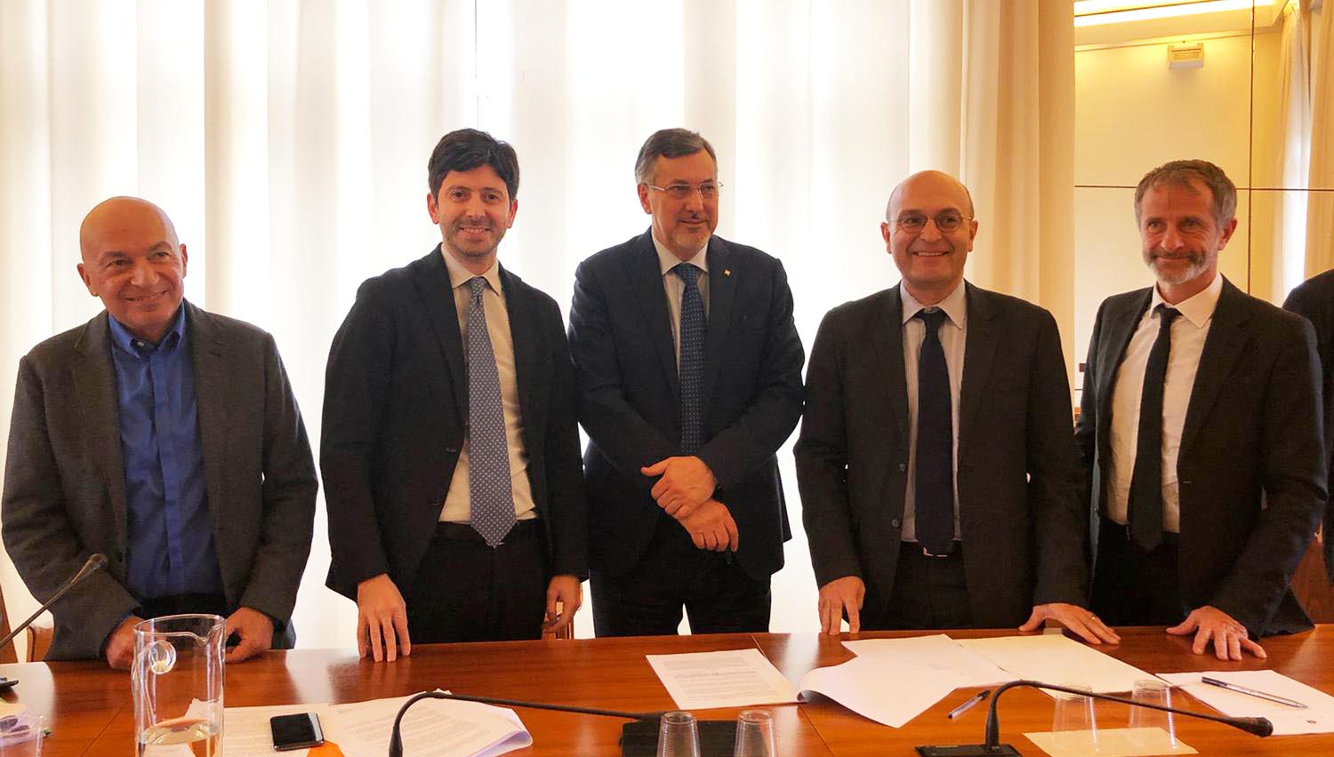 file/ELEMENTO_NEWSLETTER/20523/Assesori_sanita+ministro.jpg