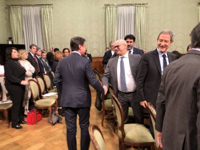 50 anni Regioni: Conferenza Stato-Regioni con Conte (l'arrivo del Presidente del Consiglio)